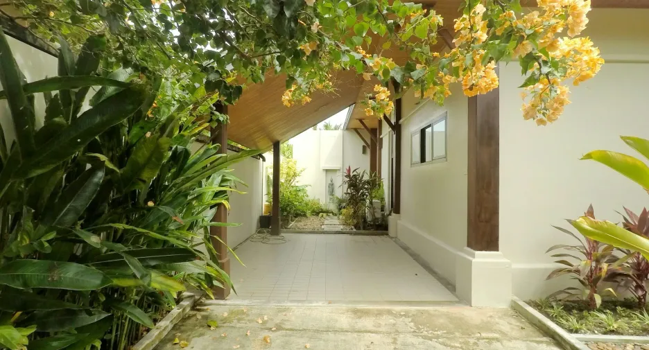 For sale 3 bedrooms villa in Mueang Phuket, Phuket