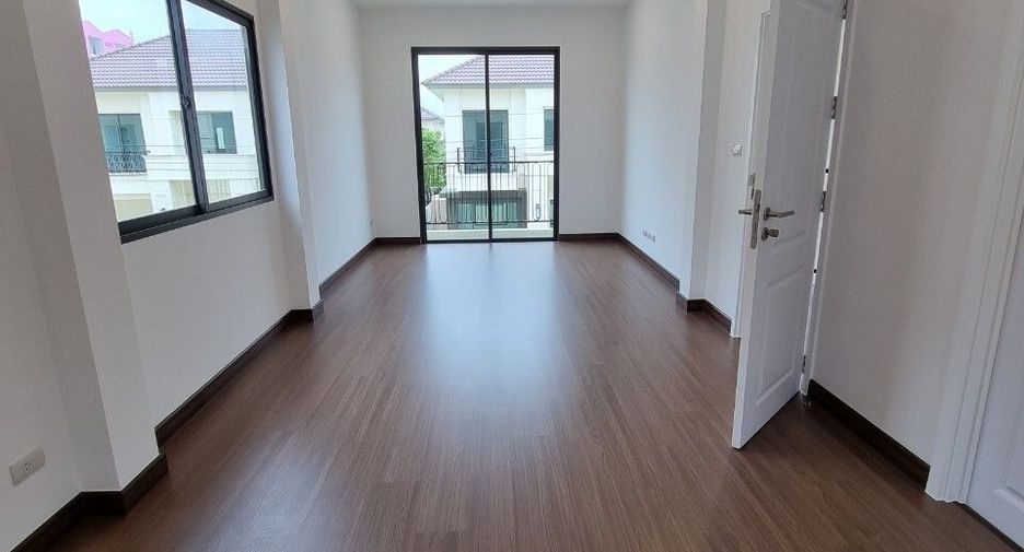 出售 3 卧室 独立屋 在 Bang Phli, Samut Prakan