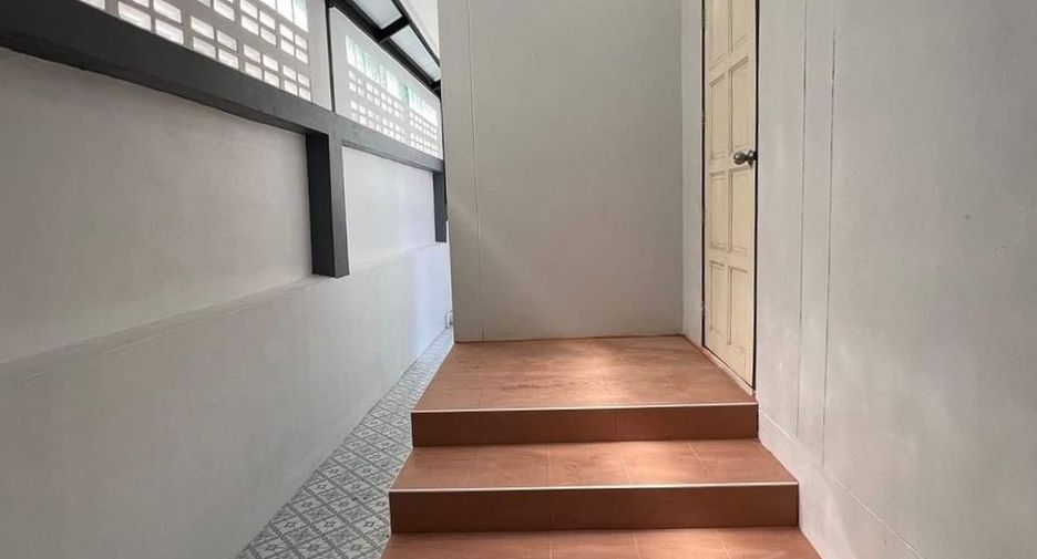 Haus zur Miete mit 2 Zimmer in Bang Lamung, Chonburi