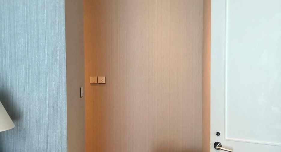 Продажа 2 спальни кондо в Сатхон, Бангкок
