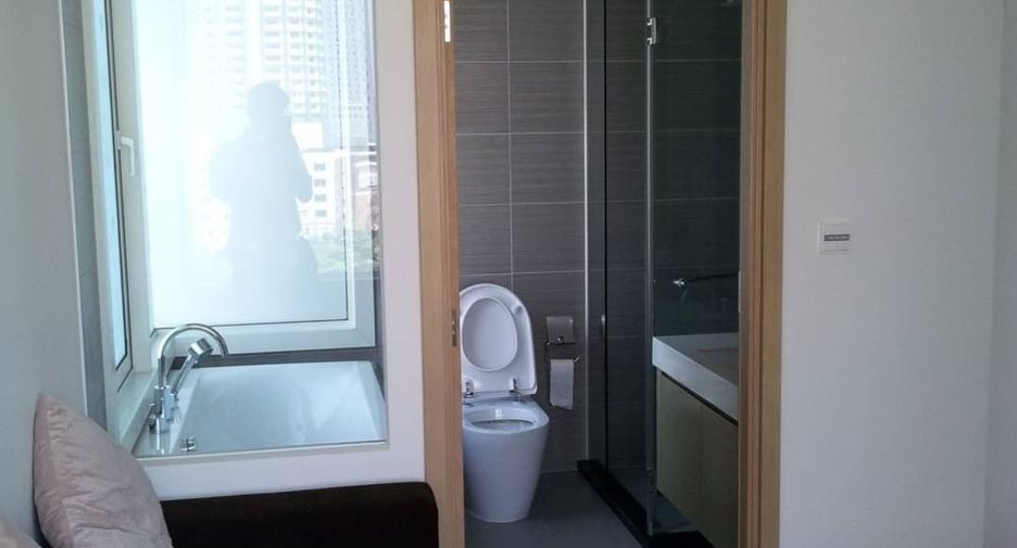 For sale and for rent 2 bedrooms condo in Khlong Toei, Bangkok