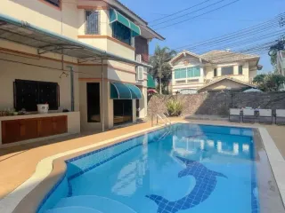 For rent 4 bedrooms house in Bang Lamung, Chonburi