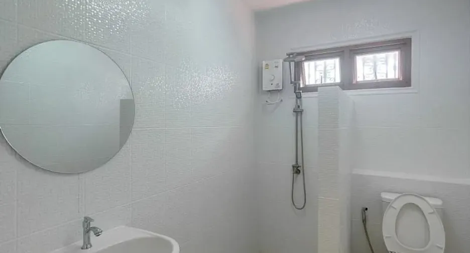For rent 4 bedrooms house in Bang Lamung, Chonburi