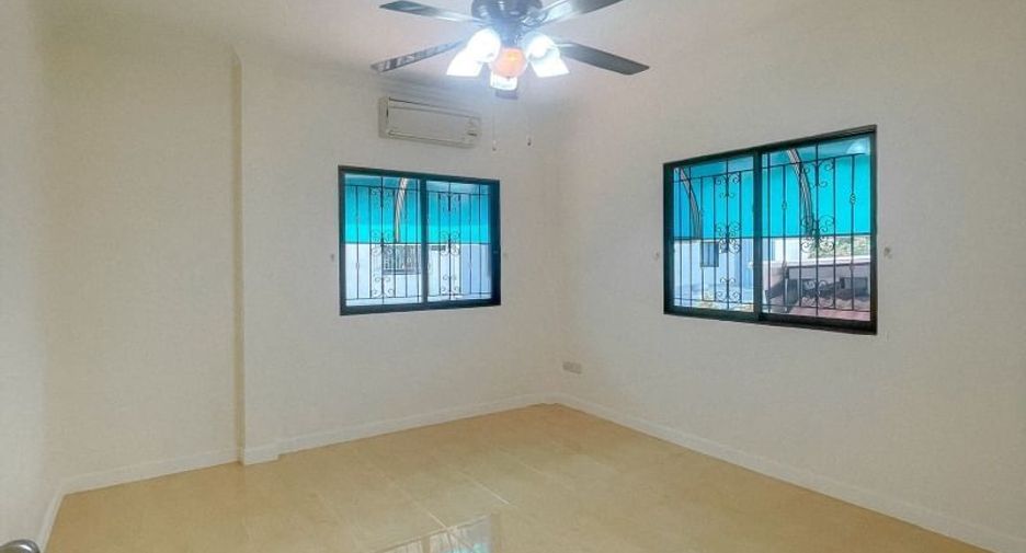 For rent 4 bedrooms house in Bang Lamung, Chonburi