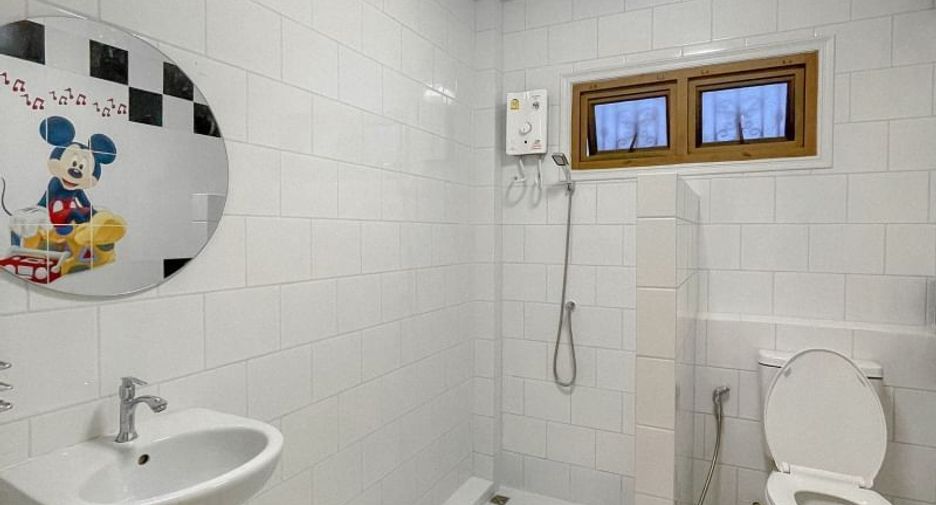 For rent 4 bedrooms house in Bang Lamung, Chonburi