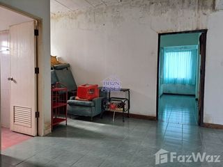 For sale 4 bedrooms house in Mueang Nakhon Ratchasima, Nakhon Ratchasima