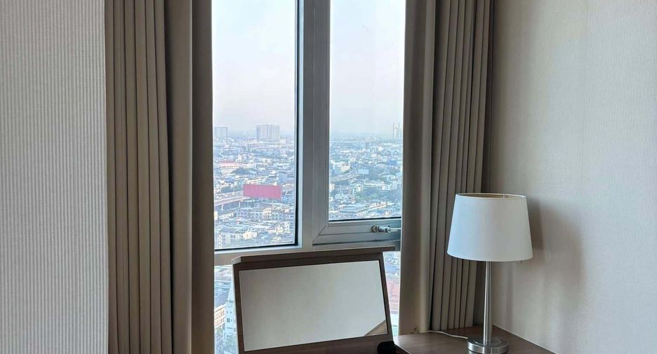 For sale 2 bedrooms condo in Sathon, Bangkok
