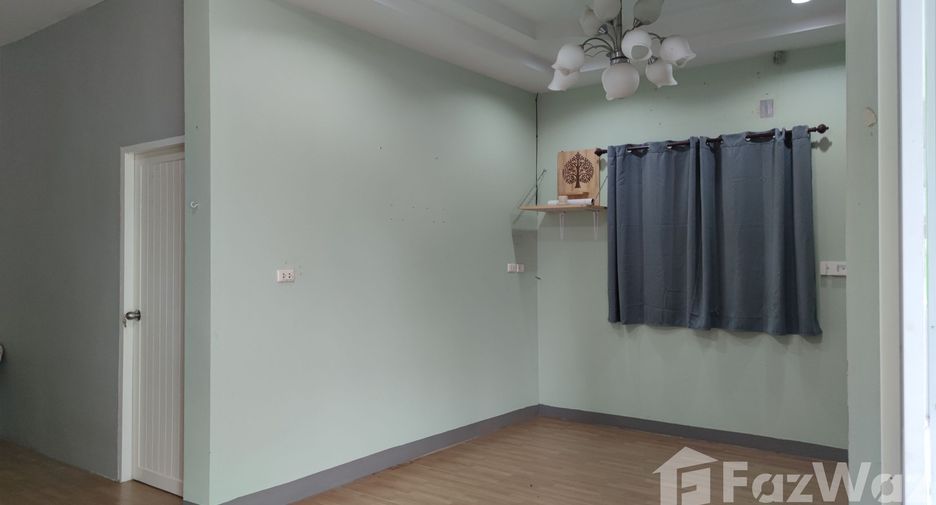 Haus zum Kauf mit 4 Zimmer in Mueang Suphanburi, Suphan Buri