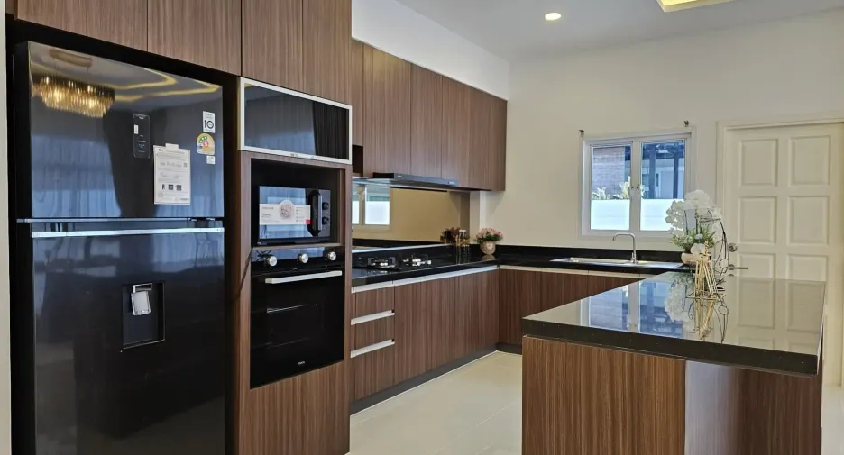 Villa en venta de 3 habitaciones en Bang Lamung, Chonburi