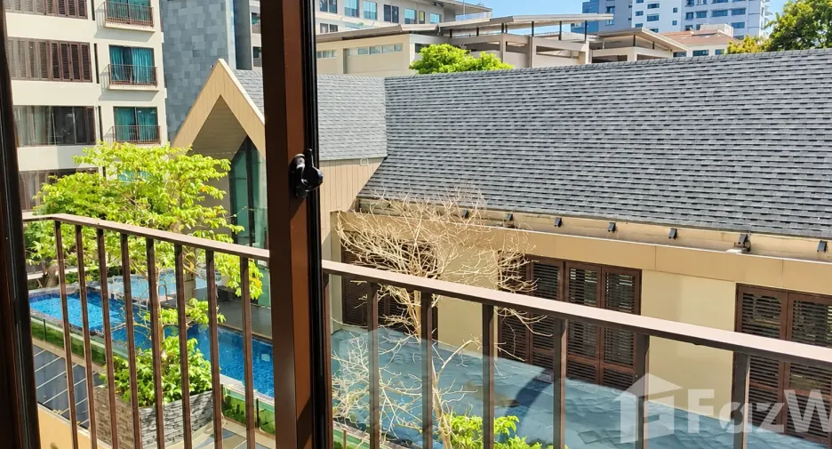 À vendre 2 chambres condo à Khlong Toei, Bangkok