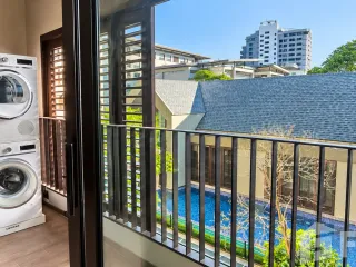 For sale 2 bedrooms condo in Khlong Toei, Bangkok