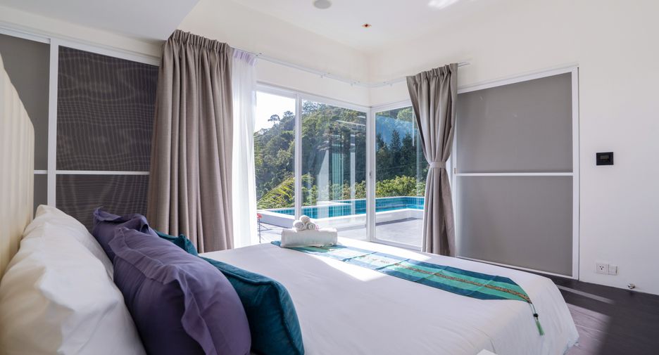 À louer 4 chambres villa à Kathu, Phuket