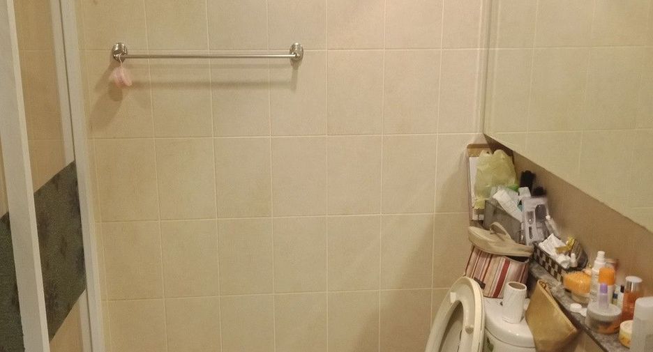 Продажа 4 спальни таунхаус в Лат Крабанг, Бангкок