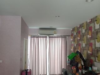 出售 4 卧室 联排别墅 在 Lat Krabang, 曼谷