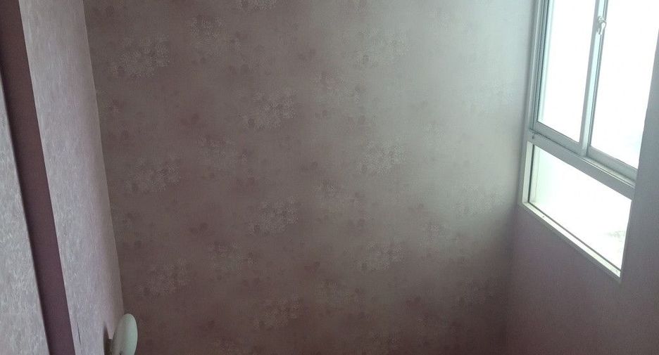Продажа 4 спальни таунхаус в Лат Крабанг, Бангкок