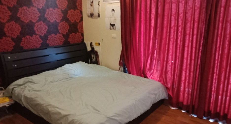 Продажа 4 спальни таунхаус в Лат Крабанг, Бангкок
