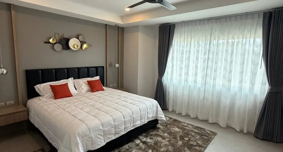 Villa en alquiler de 5 habitaciones en Bang Lamung, Chonburi