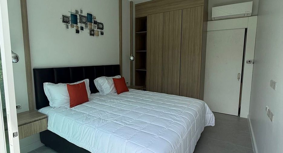 For rent 5 bedrooms villa in Bang Lamung, Chonburi