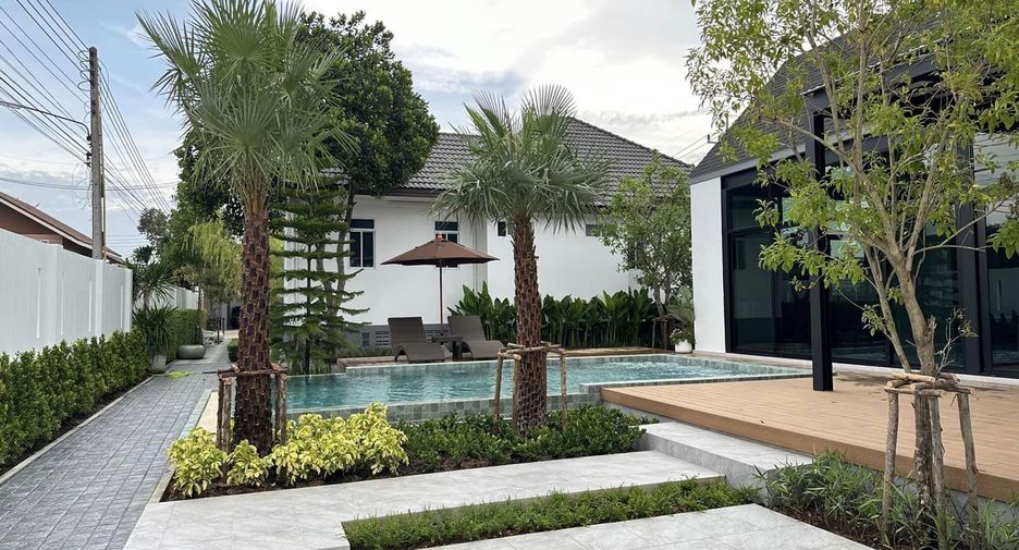 For rent 6 bedrooms house in Bang Lamung, Chonburi