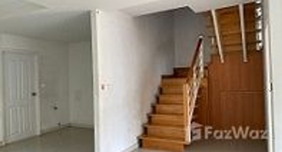 For sale 3 bedrooms house in Khlong Luang, Pathum Thani
