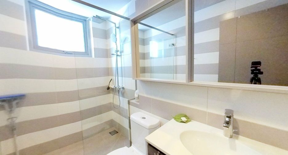 Condo en alquiler y en venta de 1 habitaciones en Watthana, Bangkok