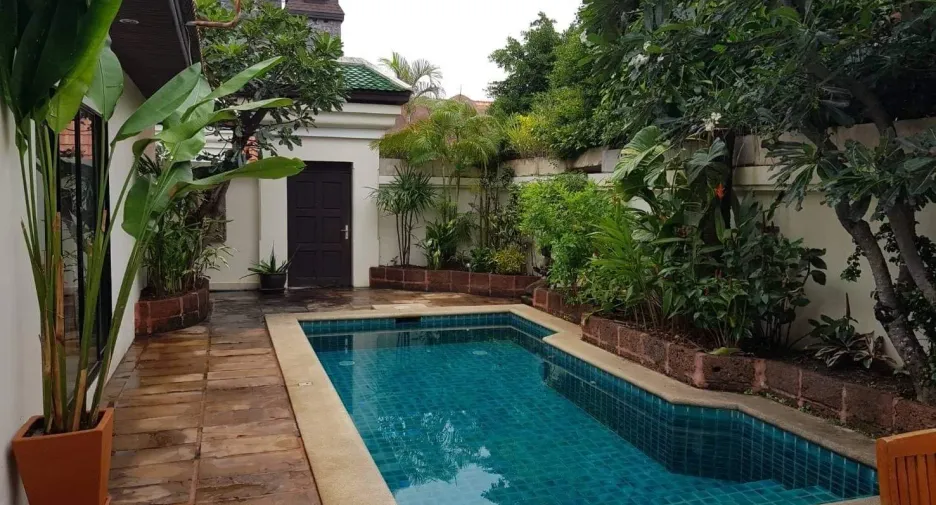 Villa en alquiler de 2 habitaciones en Bang Lamung, Chonburi