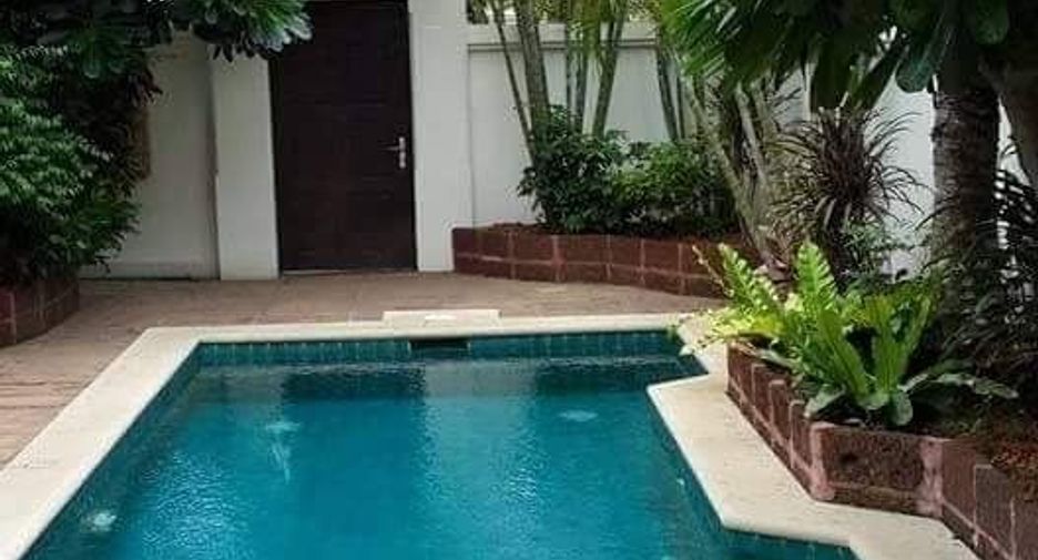Villa en alquiler de 2 habitaciones en Bang Lamung, Chonburi
