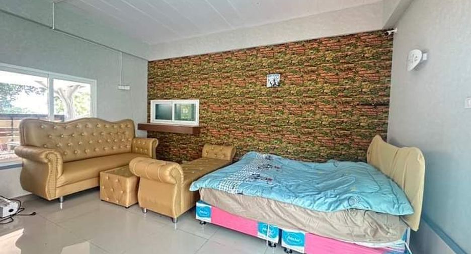 Villa en venta de 7 habitaciones en Bang Lamung, Chonburi