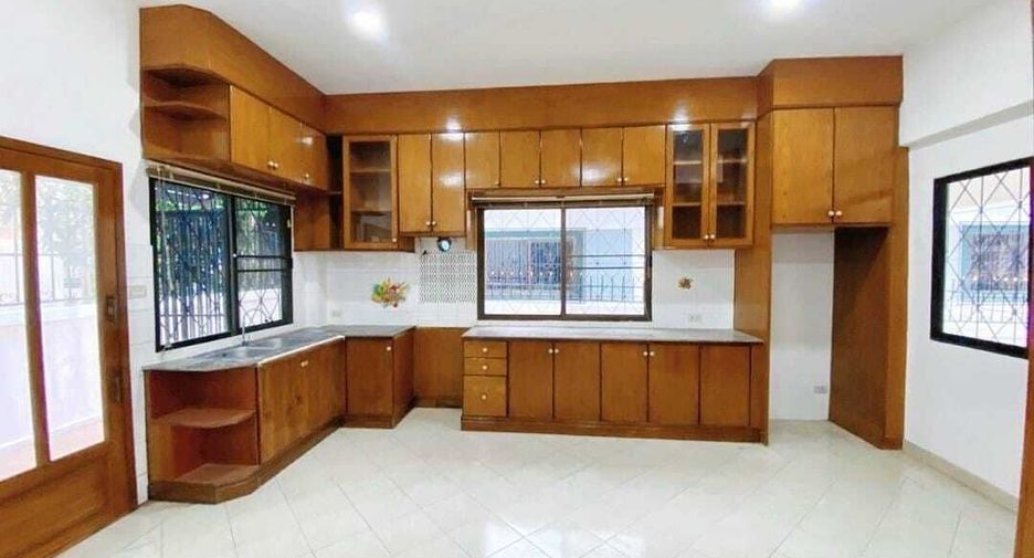 Casa en venta de 2 habitaciones en Bang Lamung, Chonburi