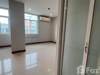 À vendre et à louer 2 chambres condo à Din Daeng, Bangkok
