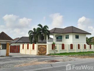 Villa zum Kauf mit 5 Zimmer in Bang Lamung, Chonburi