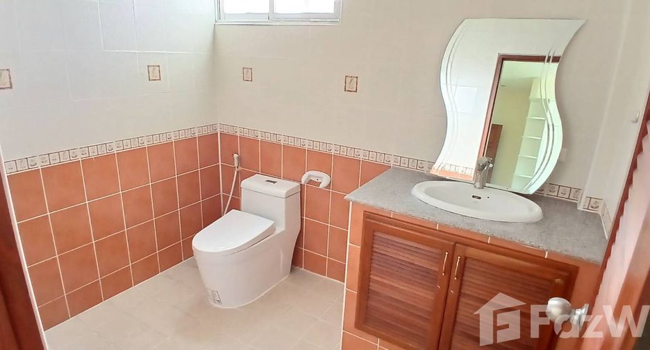 For sale 5 bedrooms villa in Bang Lamung, Chonburi