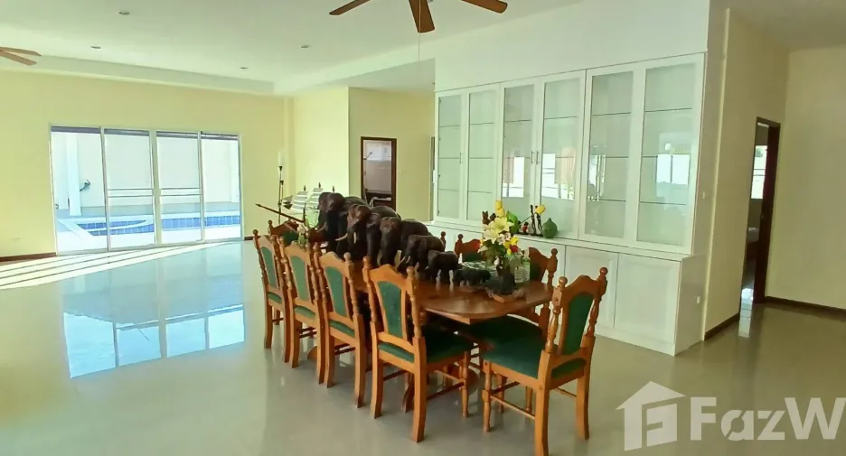 For sale 5 bedrooms villa in Bang Lamung, Chonburi