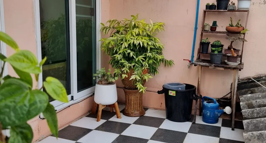 Casa adosada en venta de 3 habitaciones en Huai Khwang, Bangkok