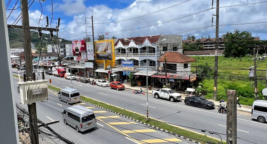 Local comercial en venta de 8 habitaciones en Kathu, Phuket