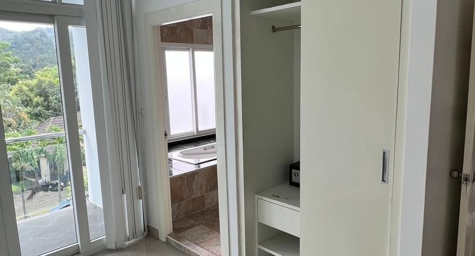 For sale 8 bedrooms retail Space in Kathu, Phuket