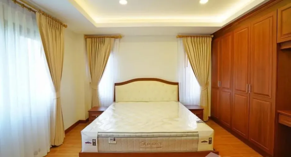 For rent 3 bedrooms villa in Jomtien, Pattaya