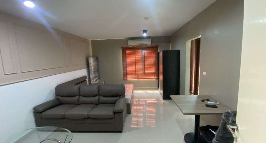 For sale studio condo in Lat Krabang, Bangkok