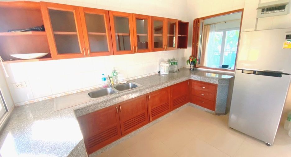 For sale and for rent 3 bedrooms villa in Bang Lamung, Chonburi