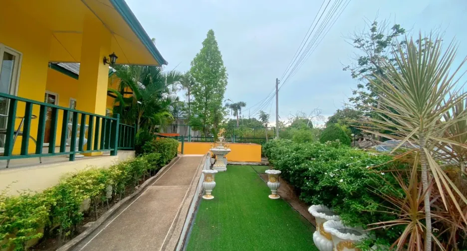 For sale and for rent 3 bedrooms villa in Bang Lamung, Chonburi