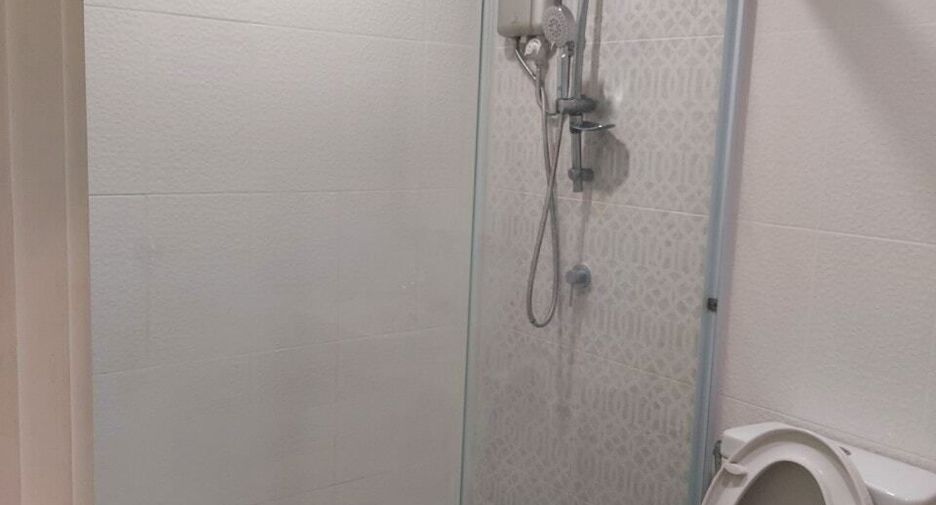 For sale 1 bed condo in Bang Phlat, Bangkok