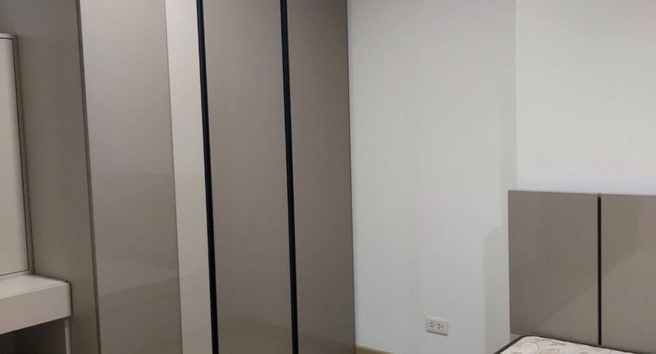 For sale 1 bed condo in Bang Phlat, Bangkok