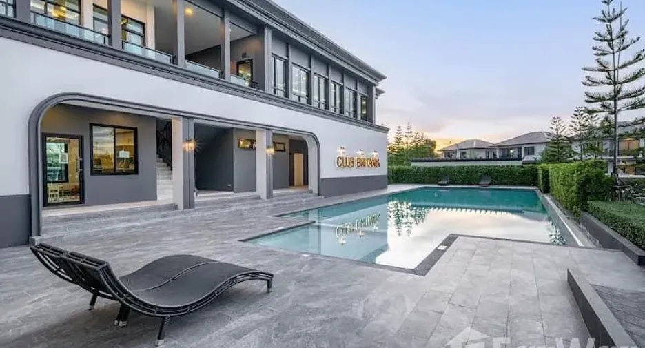 Haus zum Kauf mit 4 Zimmer in Bang Bo, Samut Prakan