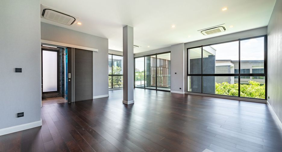 For sale 5 ベッドルーム house in Lak Si, Bangkok