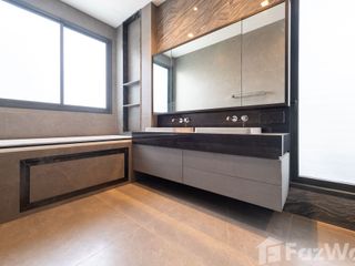 For sale 5 bedrooms house in Lak Si, Bangkok