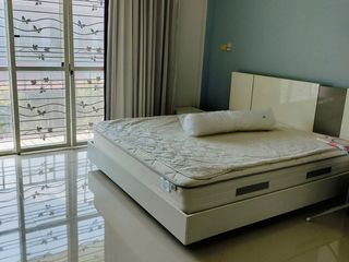 Casa adosada en alquiler de 3 habitaciones en Mueang Phuket, Phuket