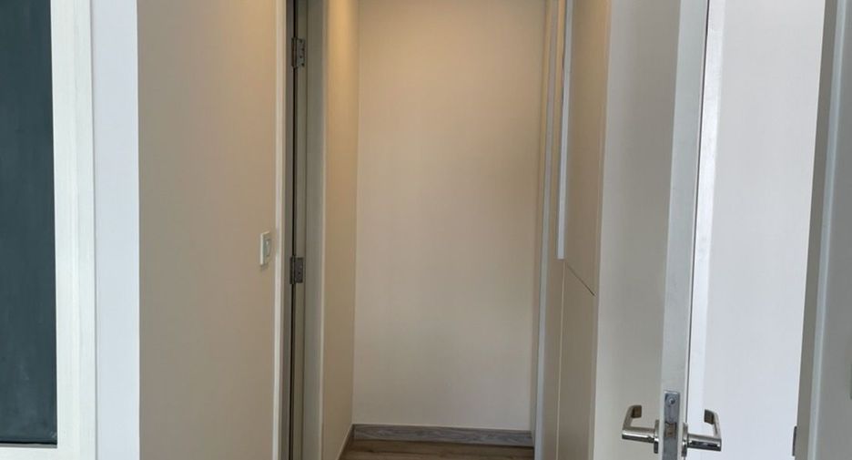 For sale 1 bed condo in Sathon, Bangkok