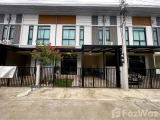 For sale 3 bedrooms townhouse in Lat Lum Kaeo, Pathum Thani