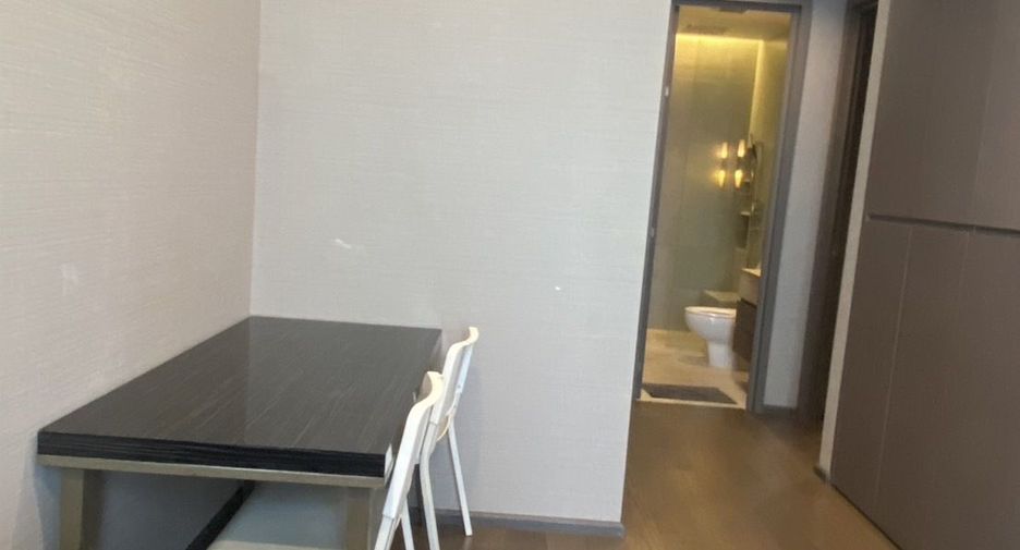 For sale 2 bedrooms condo in Sathon, Bangkok