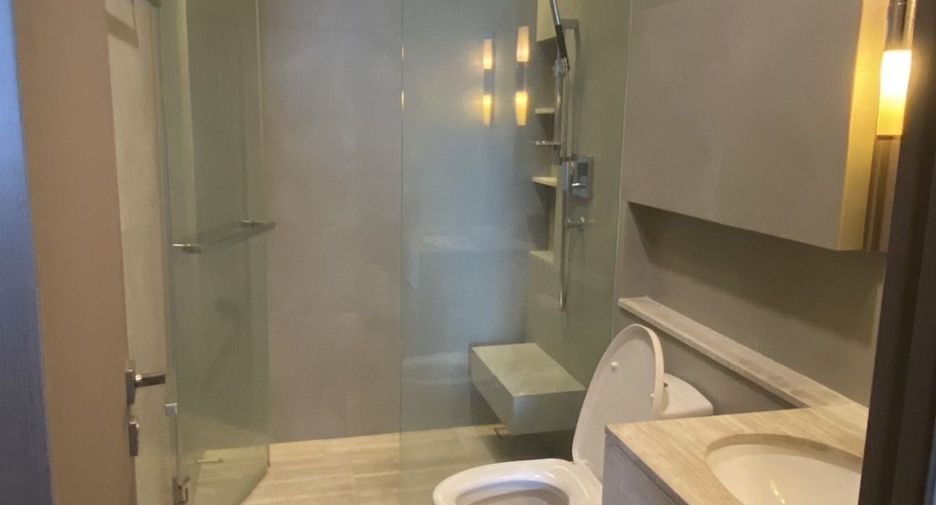 For sale 2 bedrooms condo in Sathon, Bangkok